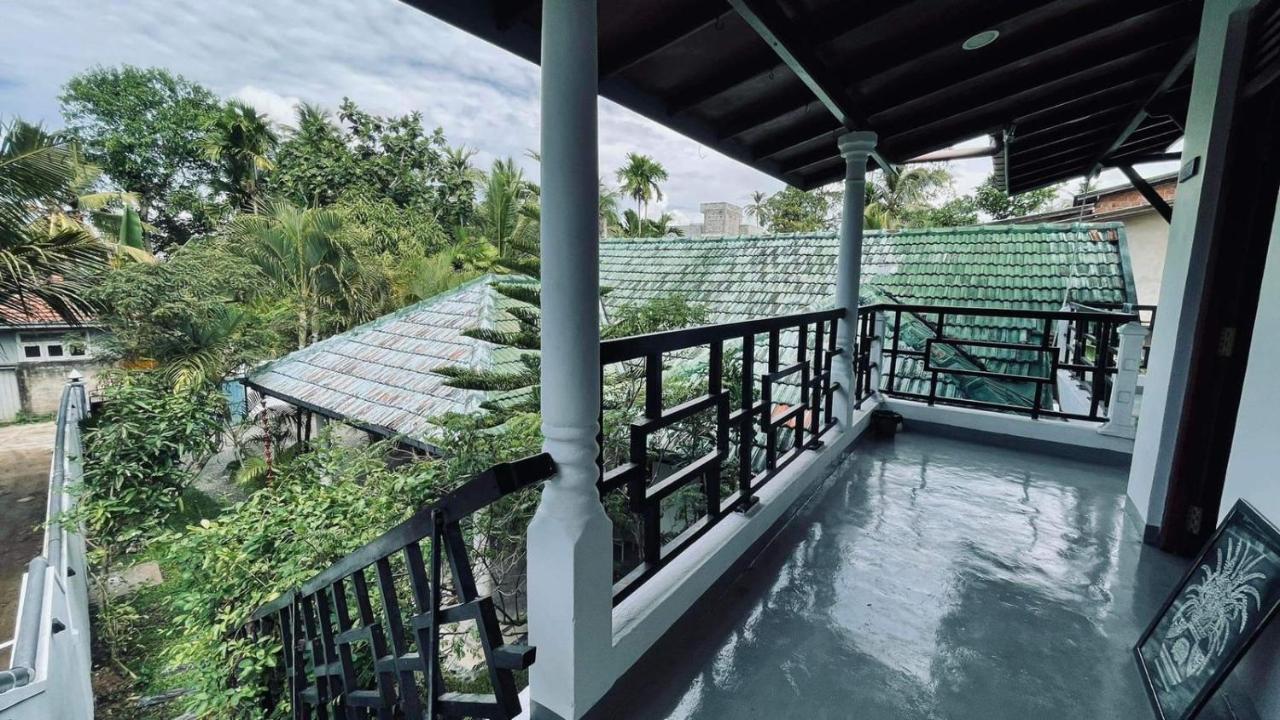 Rituale Guest House - Surf & Yoga Mirissa Exterior foto